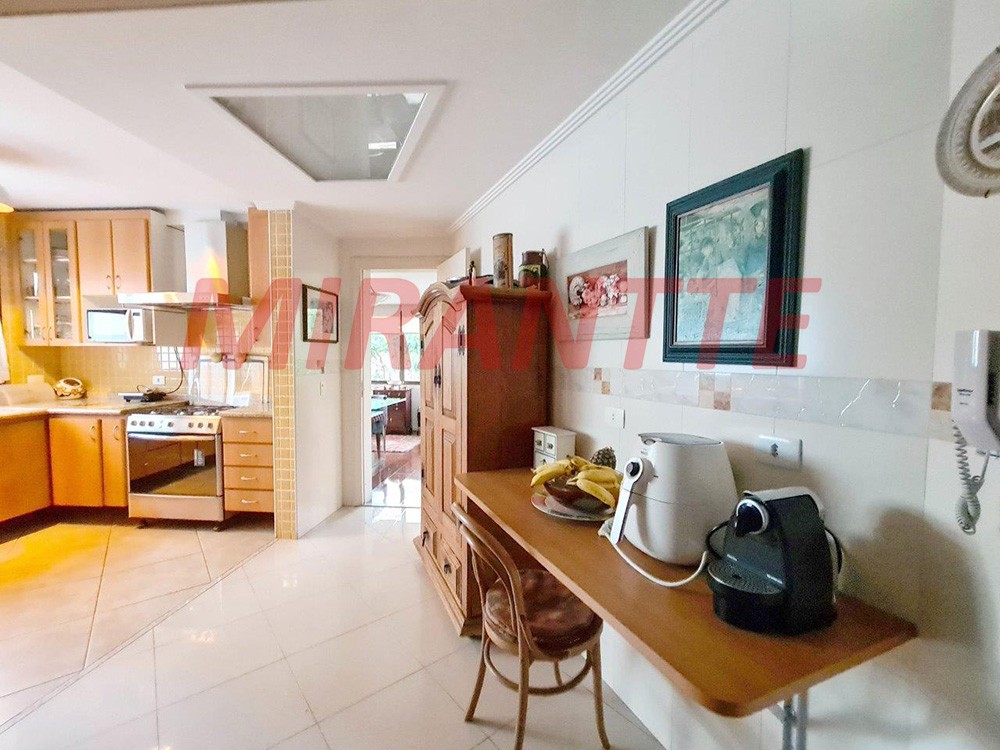 Apartamento de 200m² com 3 quartos em Campo Belo
