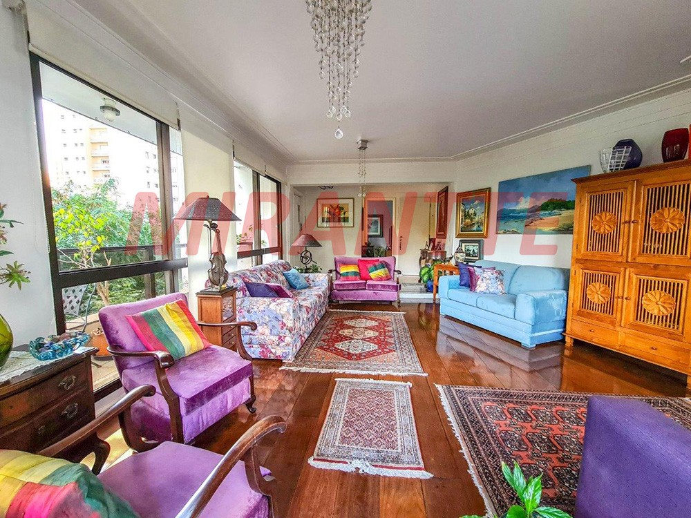 Apartamento de 200m² com 3 quartos em Campo Belo
