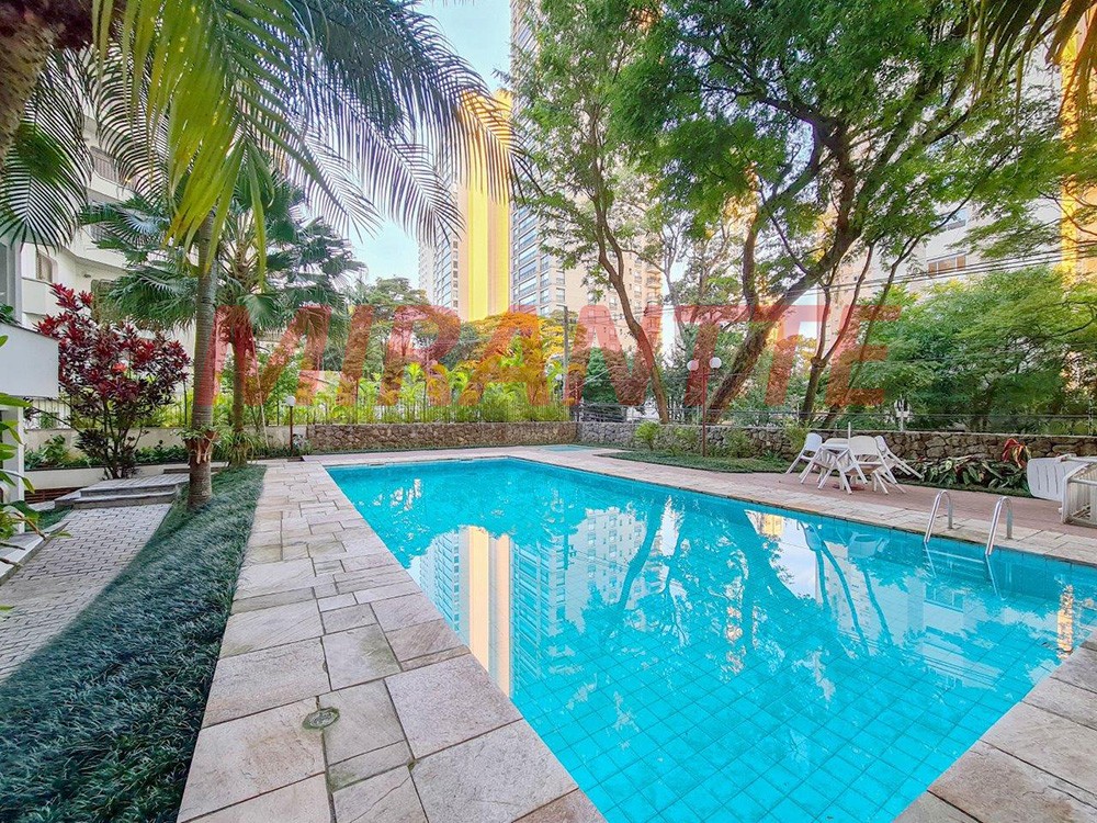 Apartamento de 200m² com 3 quartos em Campo Belo