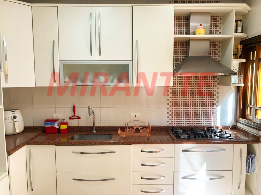 Casa terrea de 230m² com 3 quartos em Vila Milton