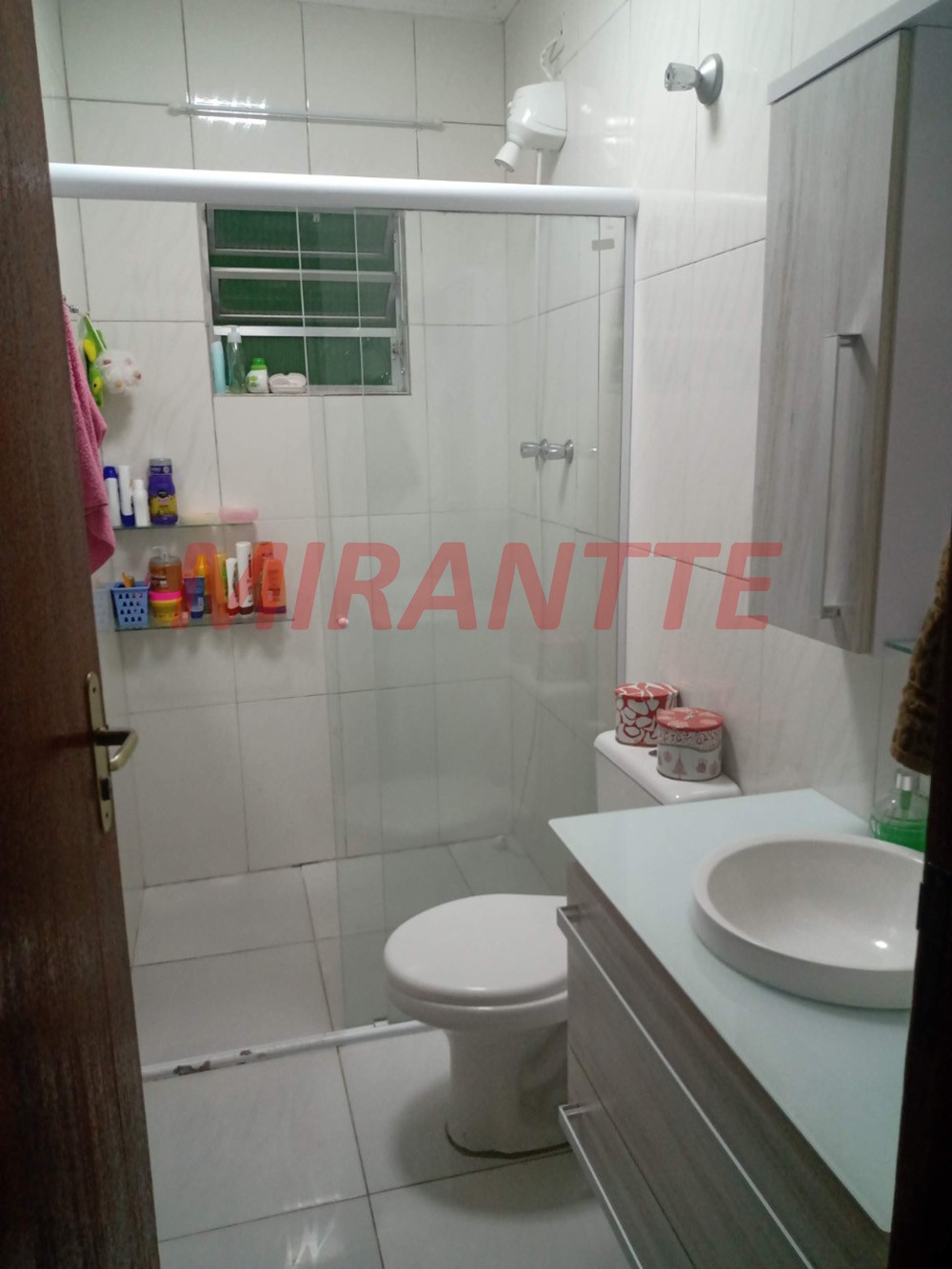 Sobrado de 200m² com 6 quartos em Jardim Peri
