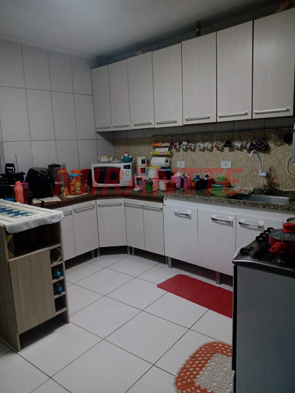 Sobrado de 200m² com 6 quartos em Jardim Peri