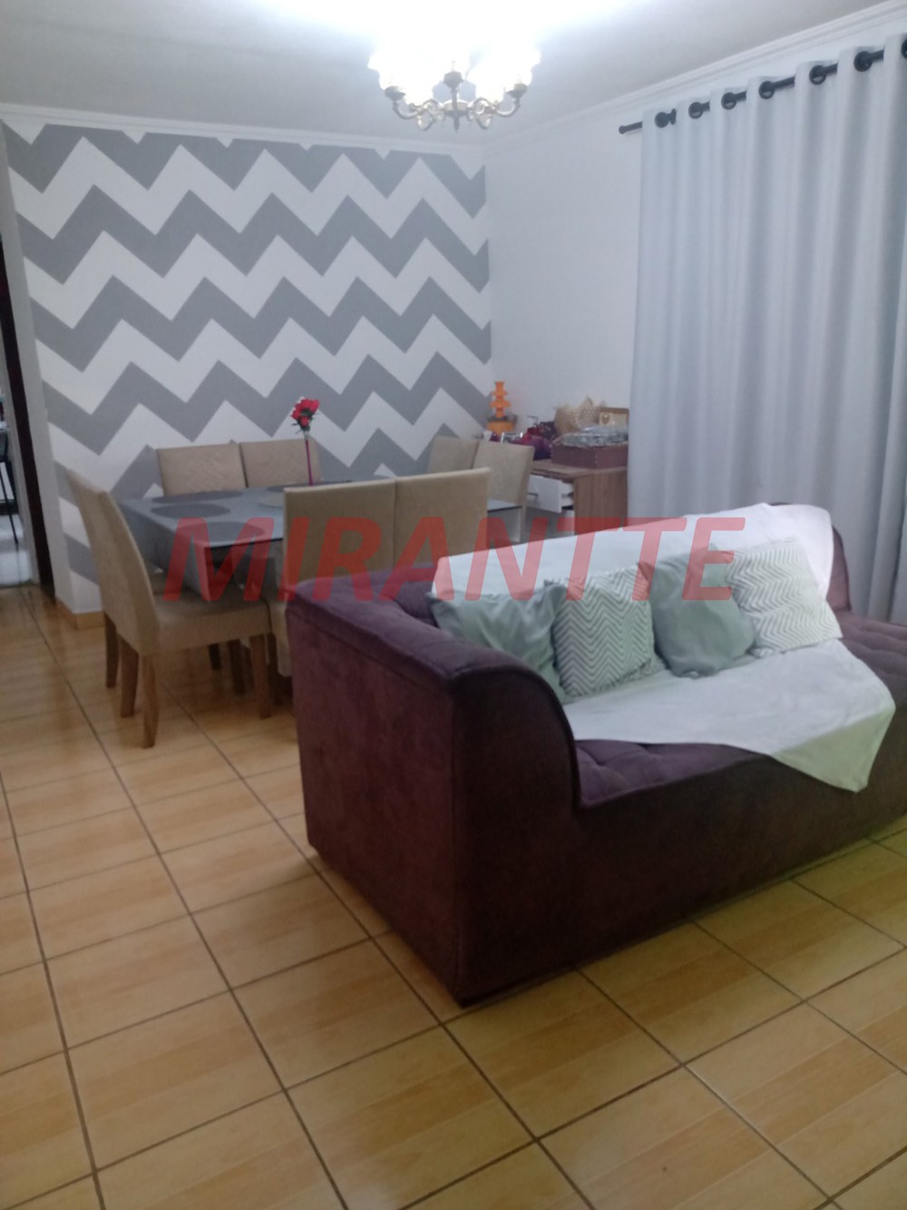 Sobrado de 200m² com 6 quartos em Jardim Peri