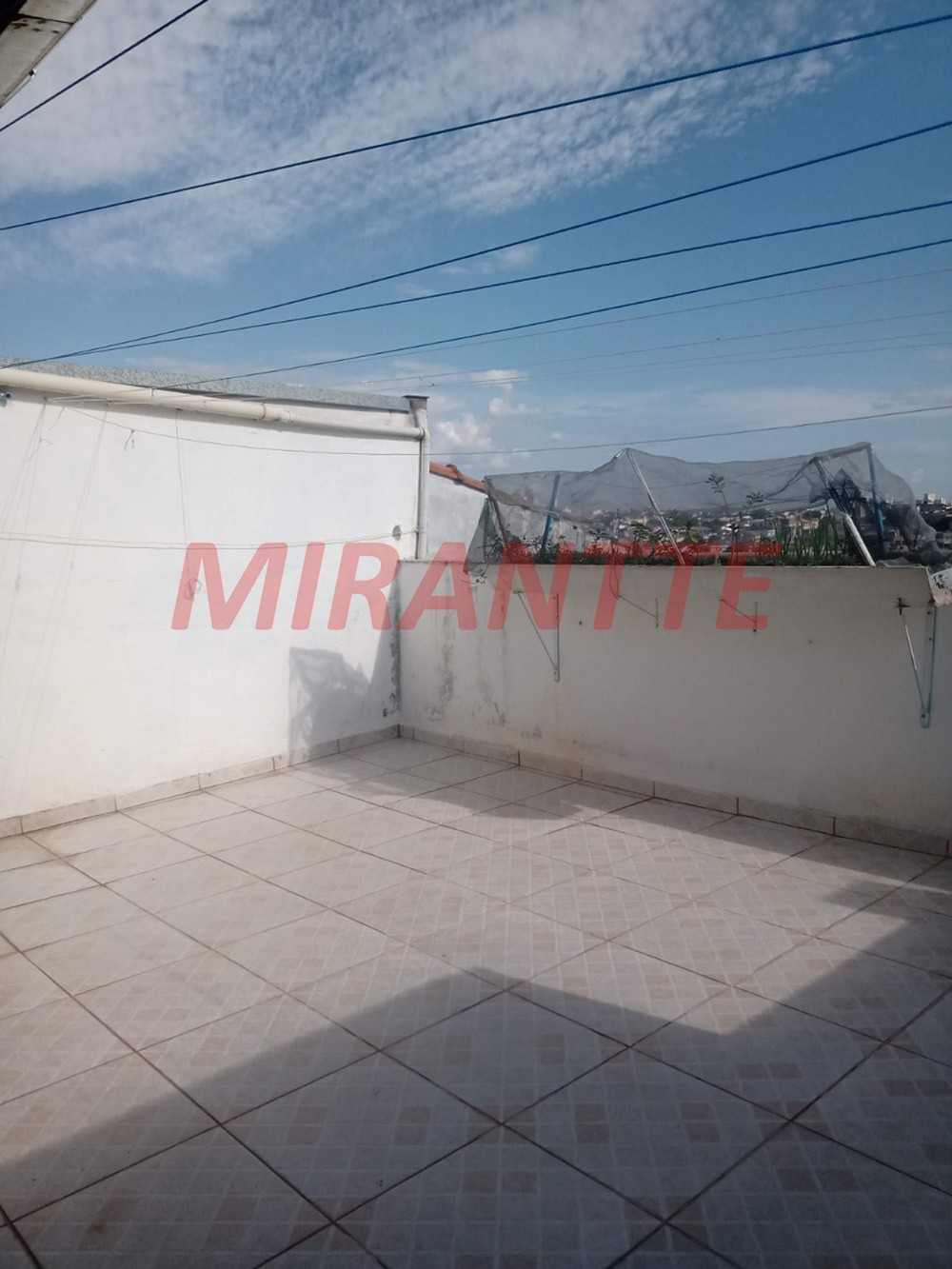 Sobrado de 200m² com 6 quartos em Jardim Peri
