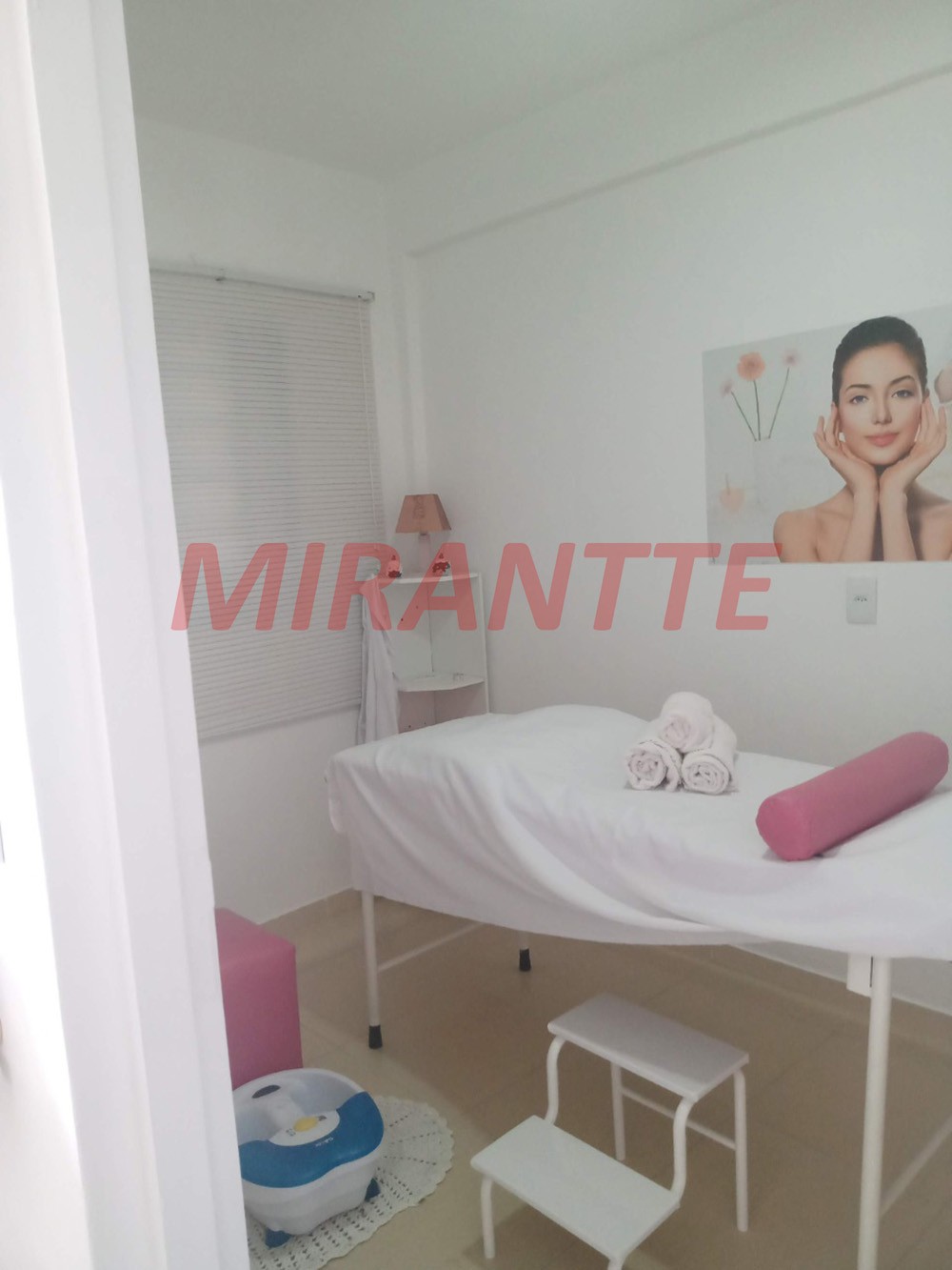 Sobrado de 200m² com 6 quartos em Jardim Peri