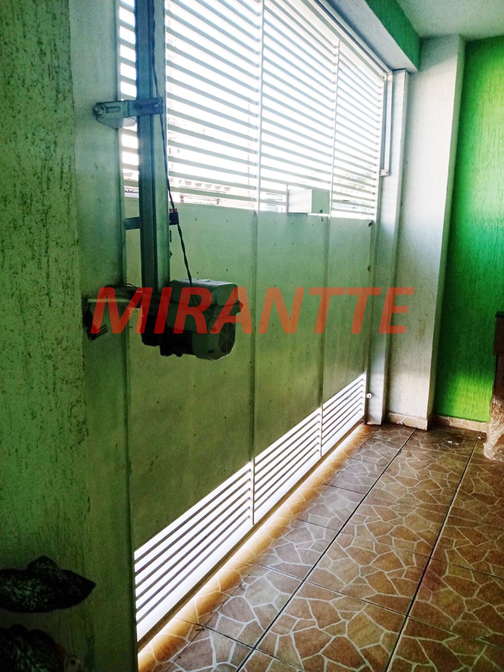Sobrado de 200m² com 6 quartos em Jardim Peri