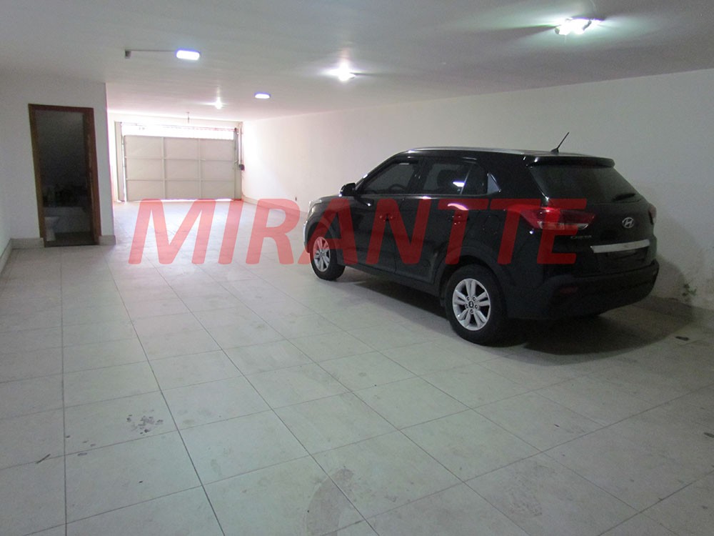 Comercial de 350m² em Santana