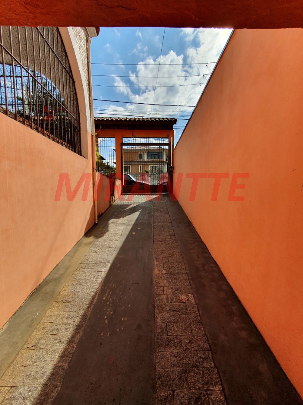 Sobrado de 140m² com 4 quartos em Pacaembu