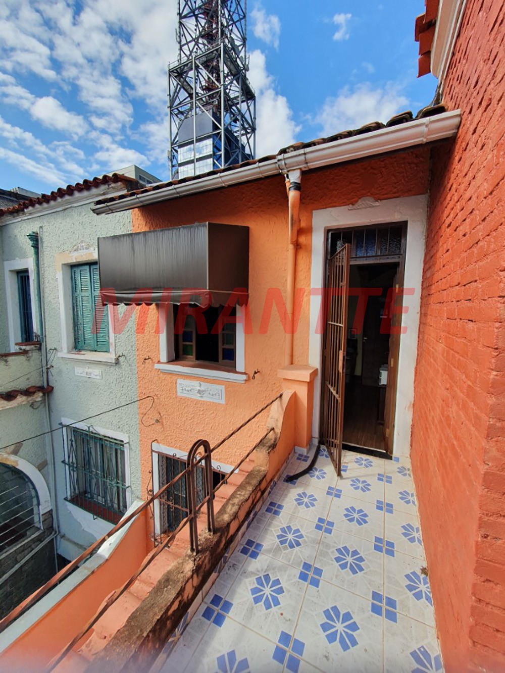 Sobrado de 140m² com 4 quartos em Pacaembu