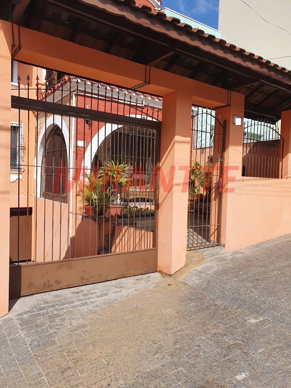 Sobrado de 140m² com 4 quartos em Pacaembu