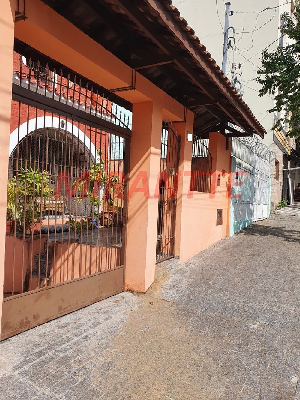 Sobrado de 140m² com 4 quartos em Pacaembu