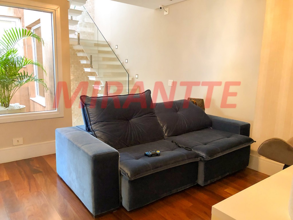 Sobrado de 700m² com 4 quartos em Jardim Virginia Bianca