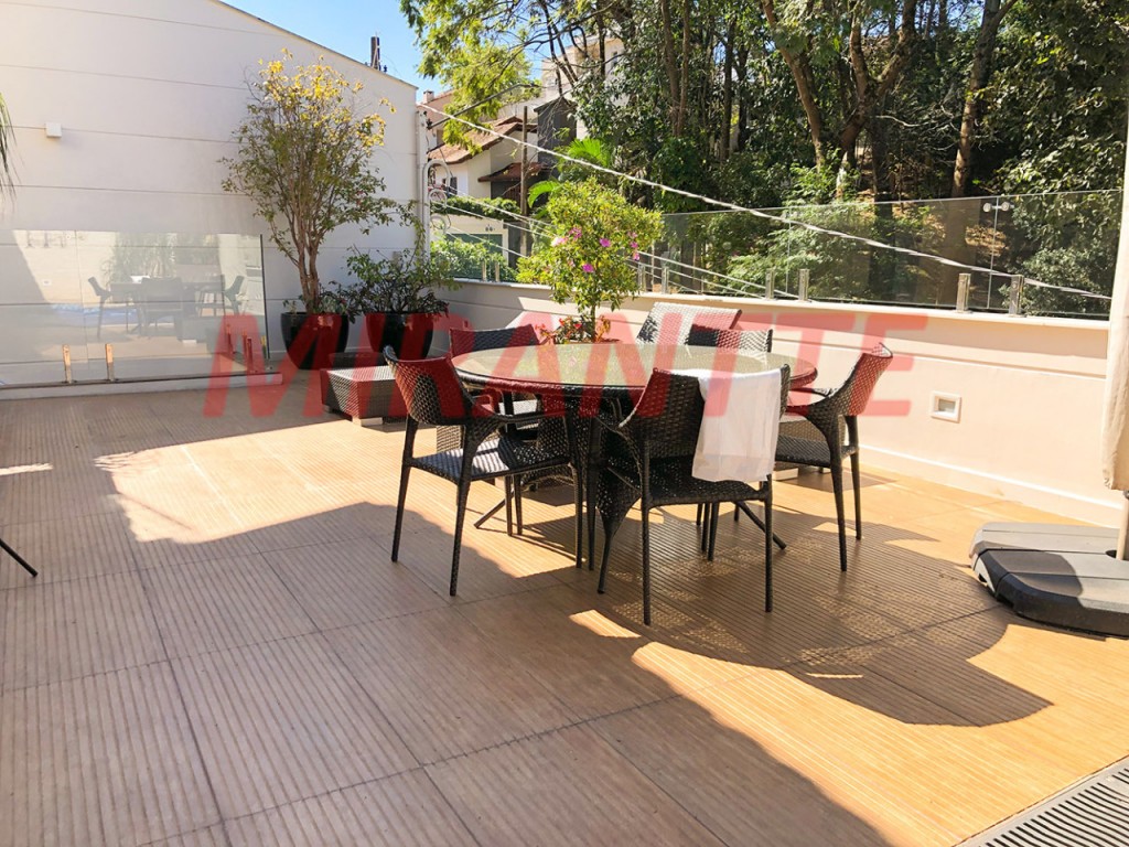 Sobrado de 700m² com 4 quartos em Jardim Virginia Bianca