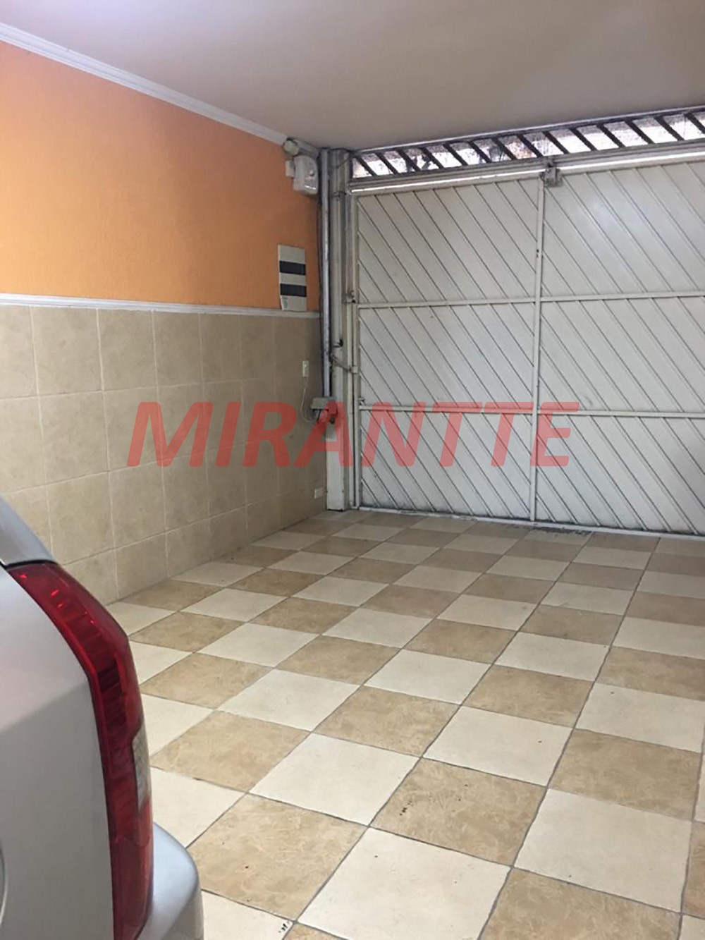 Sobrado de 250m² com 3 quartos em Vila Mazzei