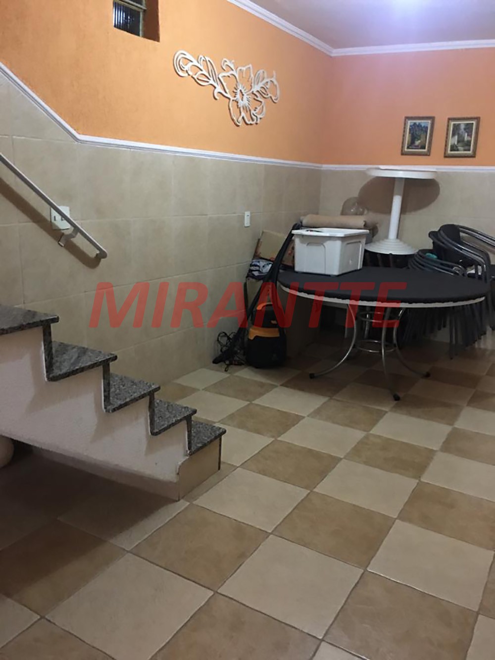 Sobrado de 250m² com 3 quartos em Vila Mazzei