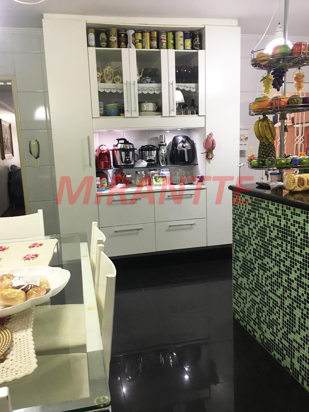 Sobrado de 250m² com 3 quartos em Vila Mazzei