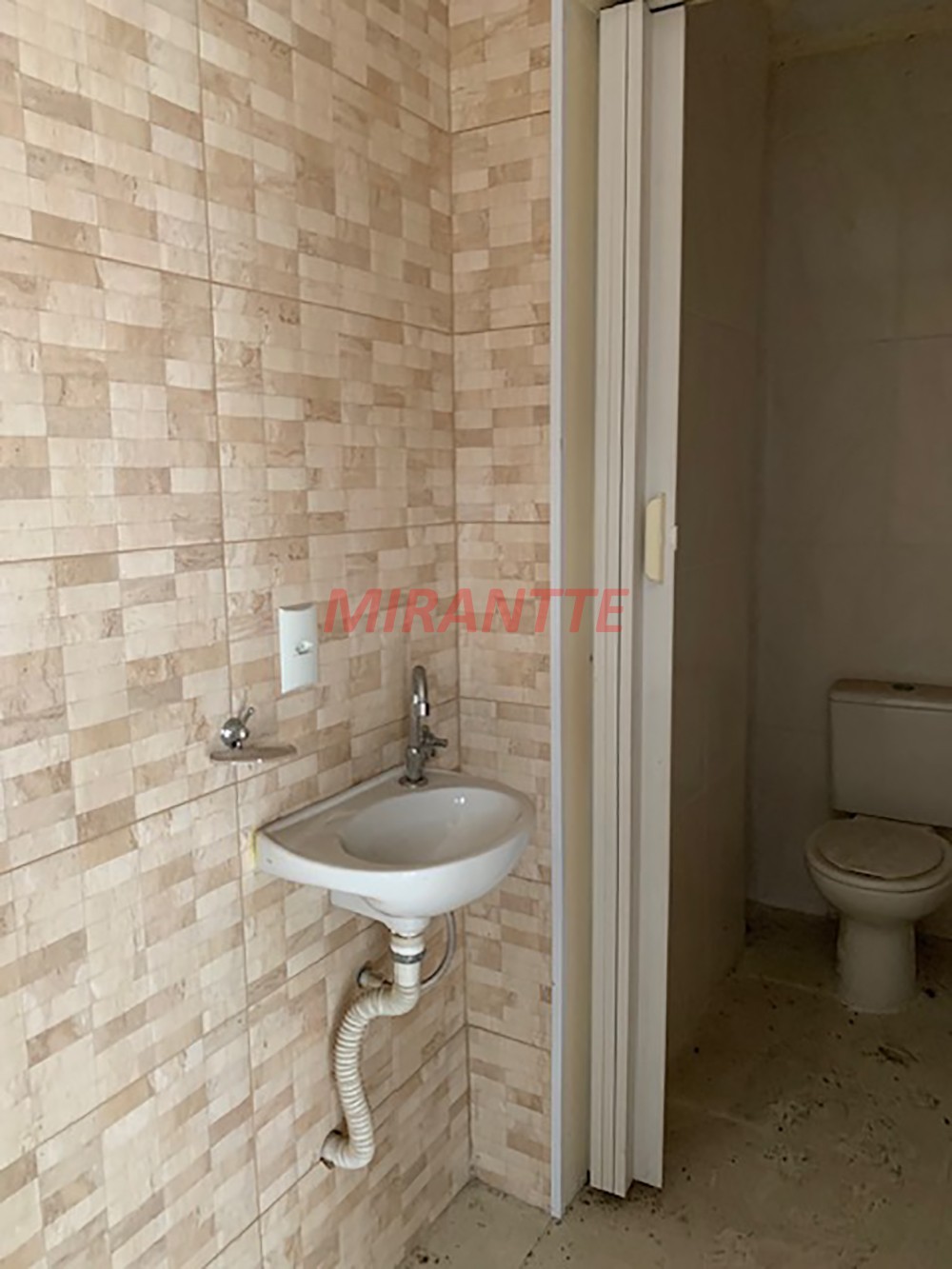 Comercial de 50m² em Luz