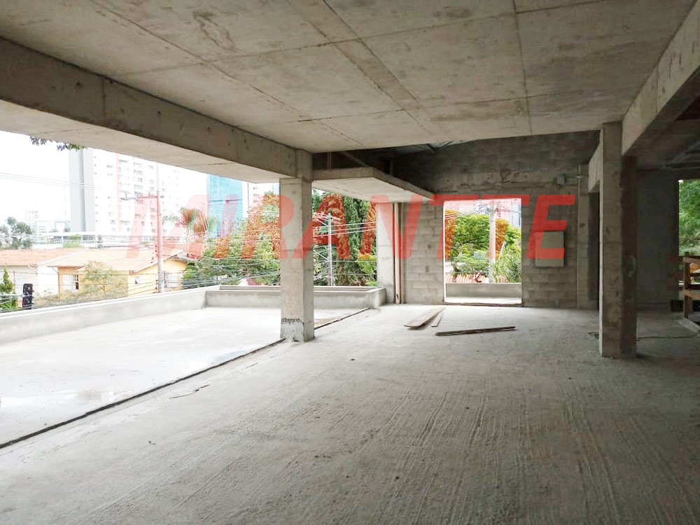 Comercial de 885m² em Brooklin