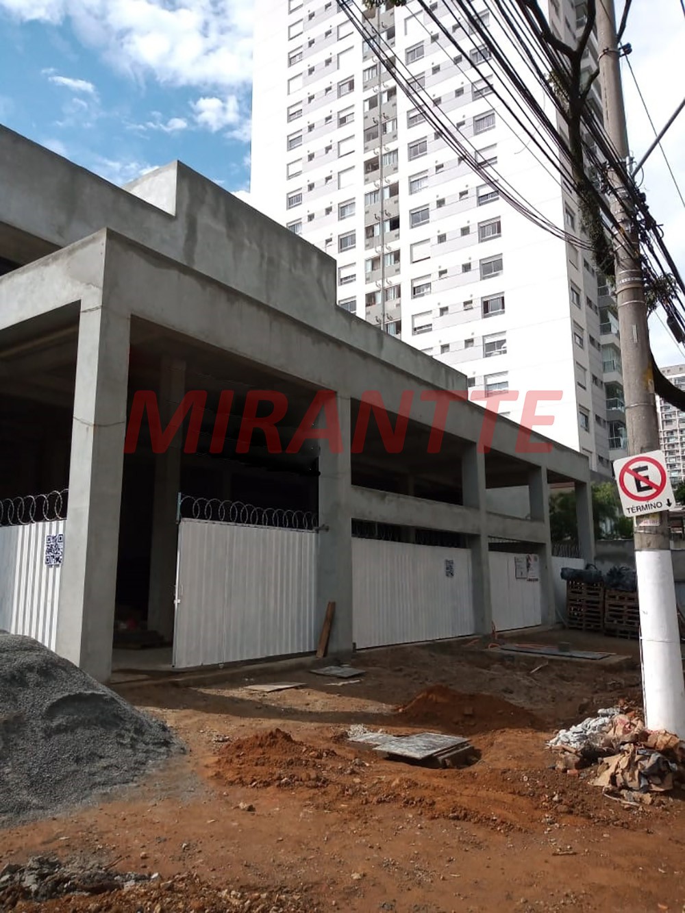 Comercial de 885m² em Brooklin