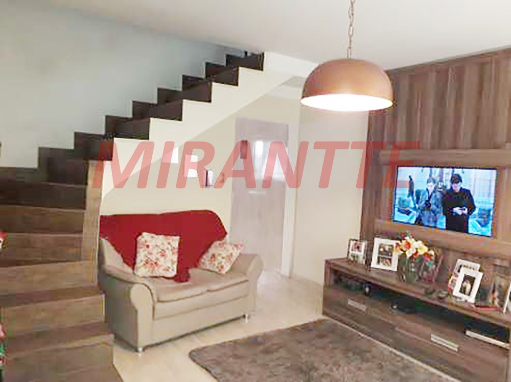 Sobrado com 2 quartos em Vila Isolina Mazzei