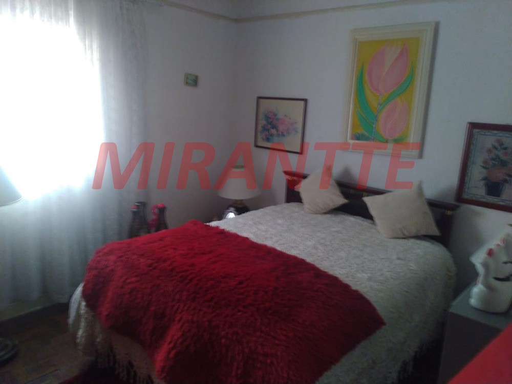 Casa terrea de 220m² com 4 quartos em Santana