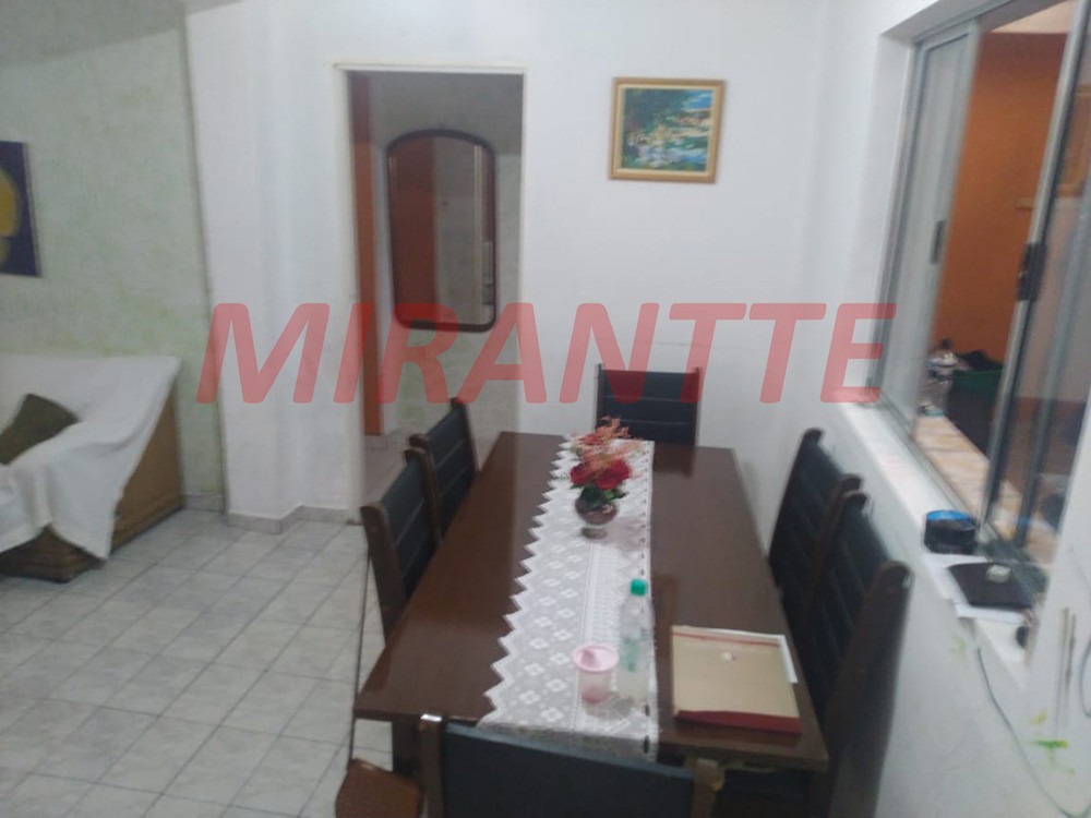 Casa terrea de 220m² com 4 quartos em Santana