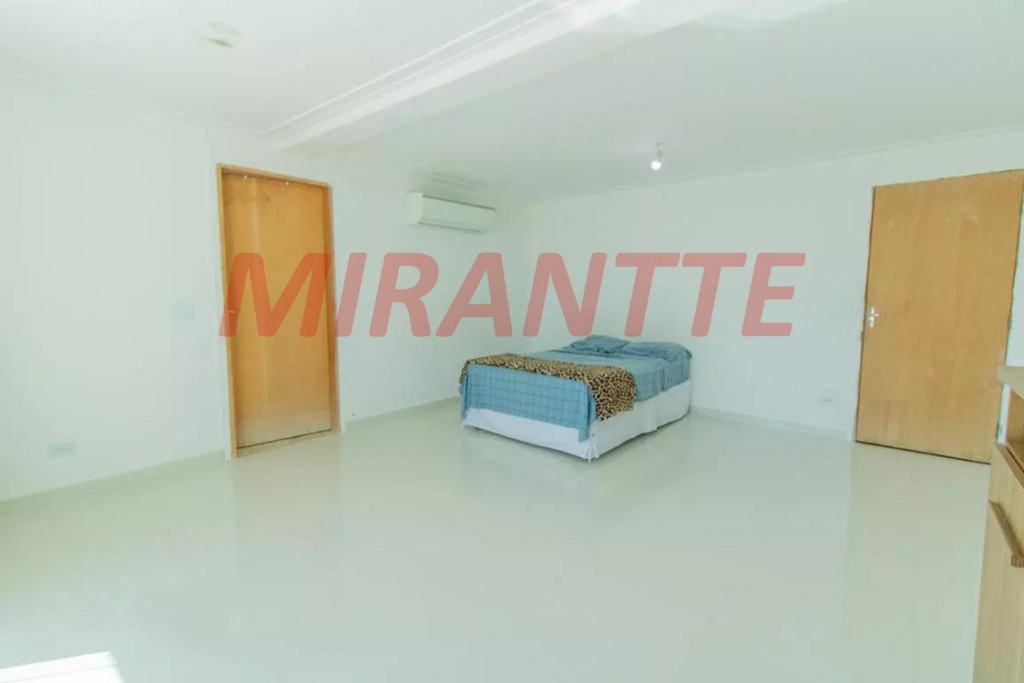 Sobrado de 180m² com 3 quartos em Vila Medeiros