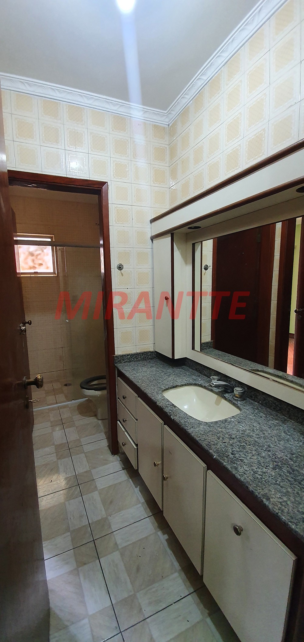 Sobrado de 351m² com 3 quartos em Centro