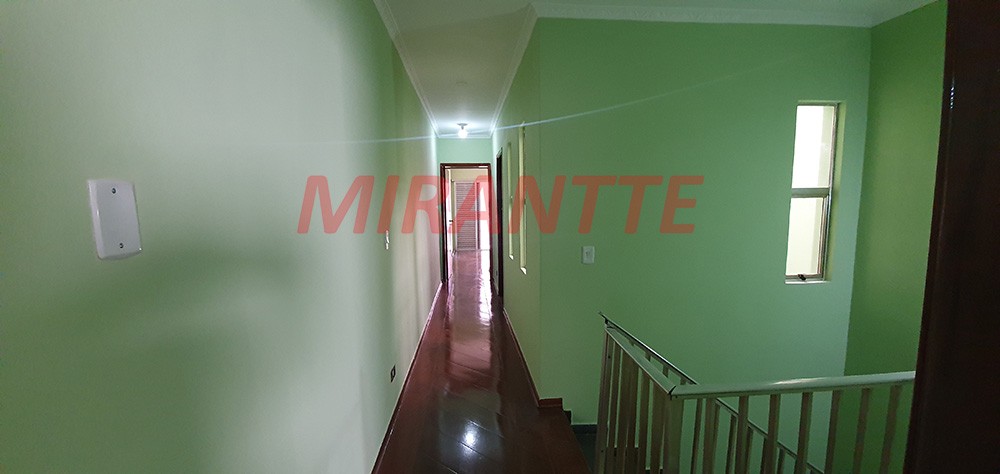 Sobrado de 351m² com 3 quartos em Centro