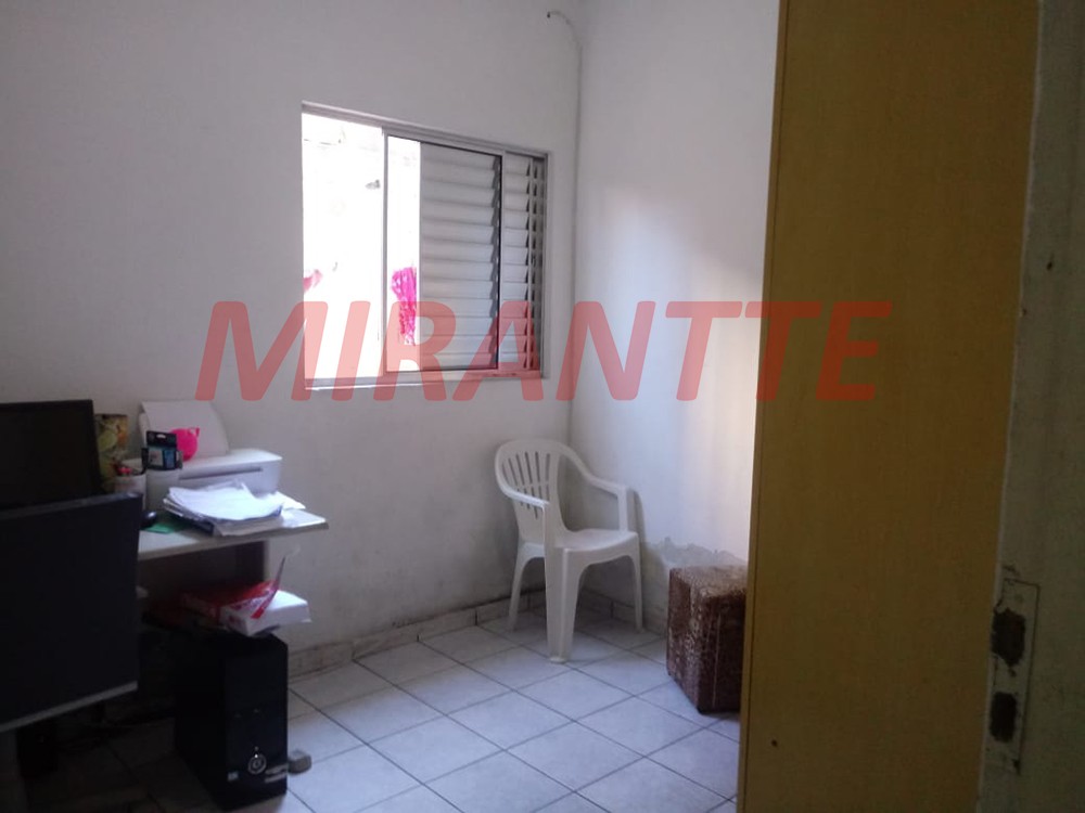 Sobrado de 183m² com 8 quartos em Jaçana