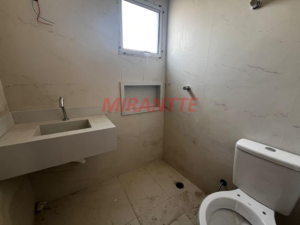 Sobrado de 135m² com 3 quartos em Parada Inglesa