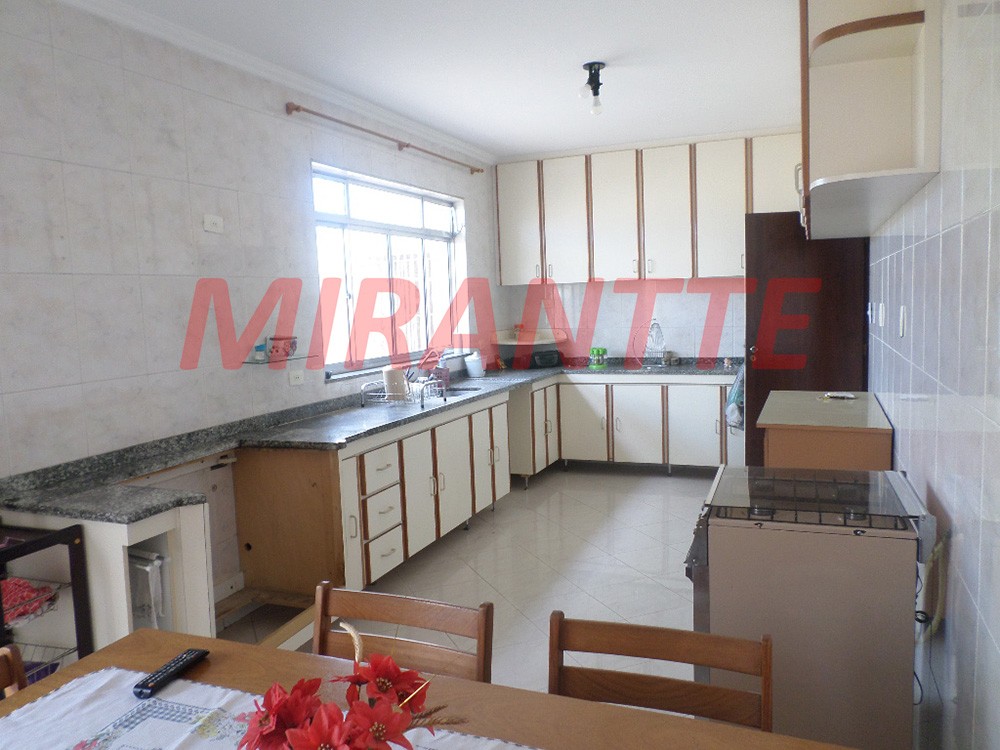 Casa terrea de 165m² com 3 quartos em Imirim