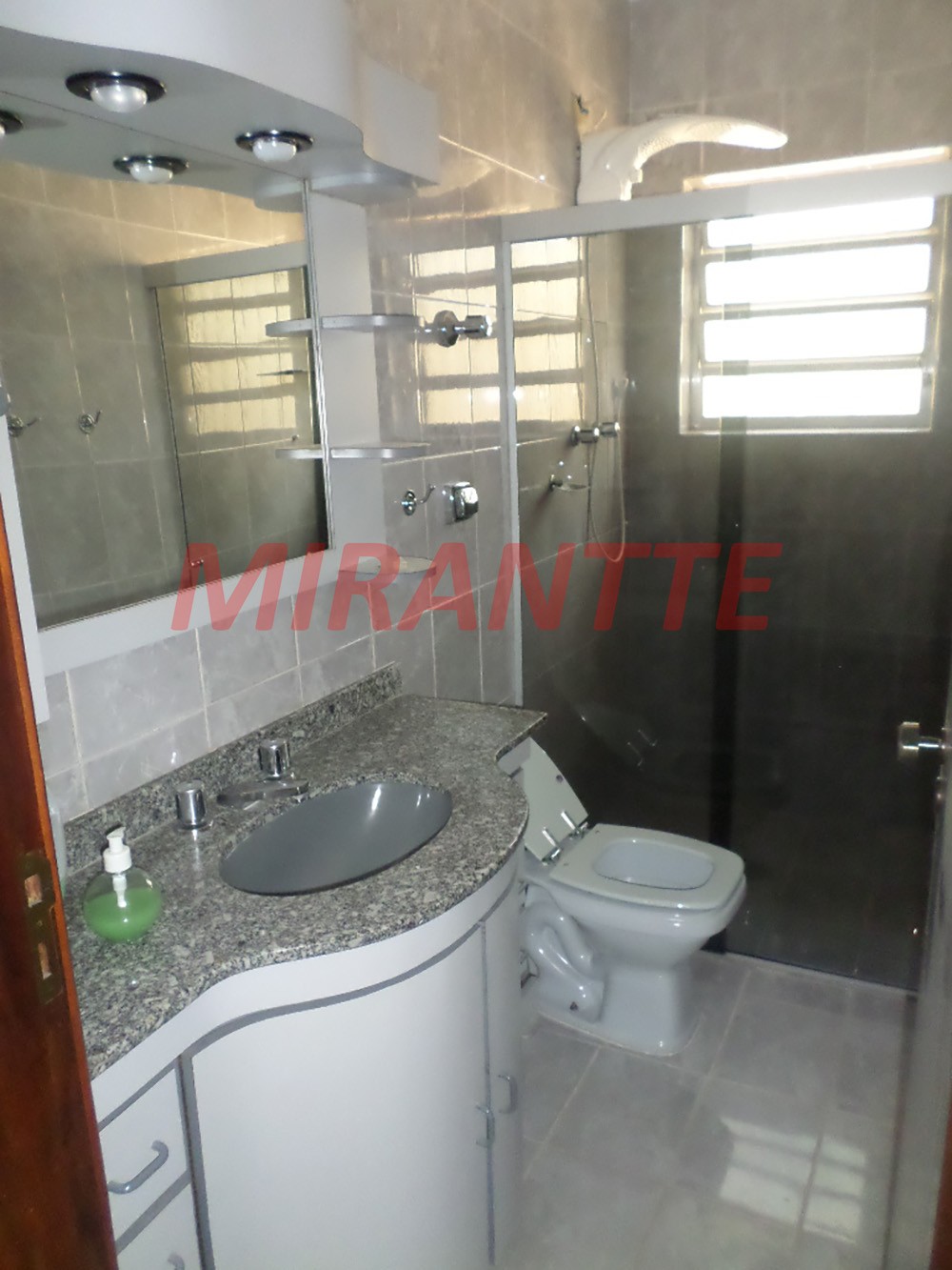 Casa terrea de 165m² com 3 quartos em Imirim