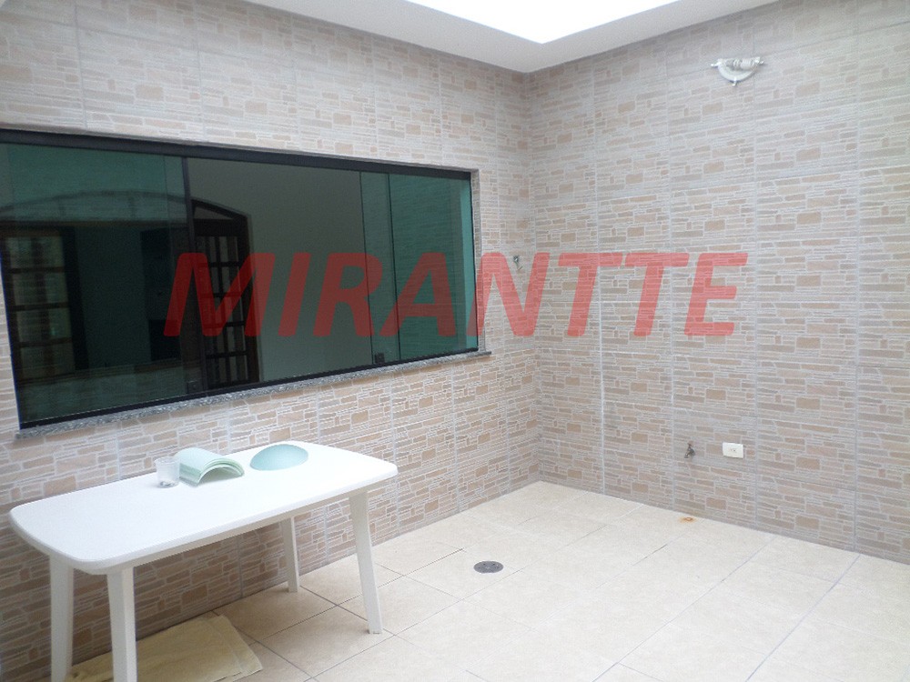 Casa terrea de 165m² com 3 quartos em Imirim