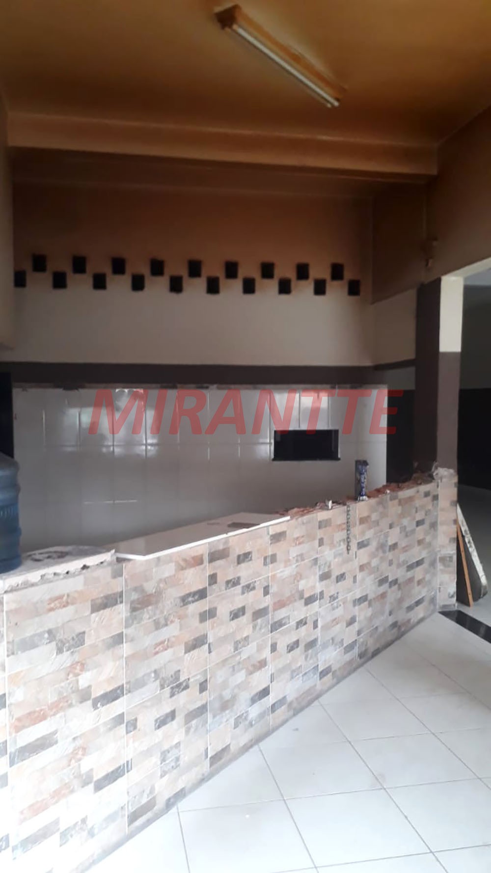Comercial de 240m² em Jardim Vila Galvão