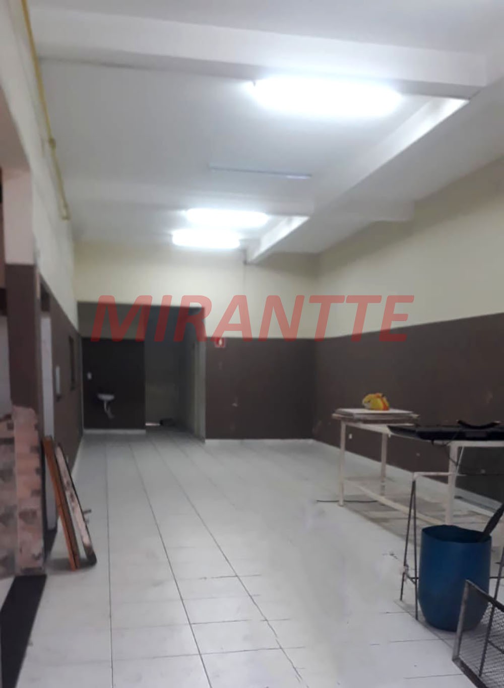 Comercial de 240m² em Jardim Vila Galvão