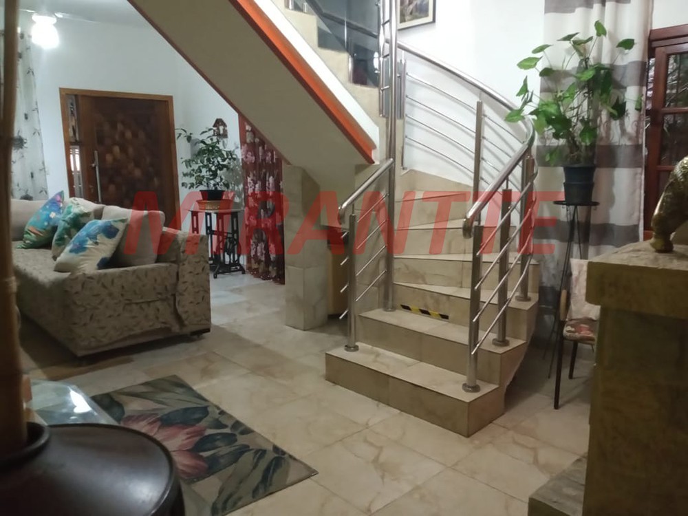 Sobrado de 300m² com 3 quartos em Vila Guilherme