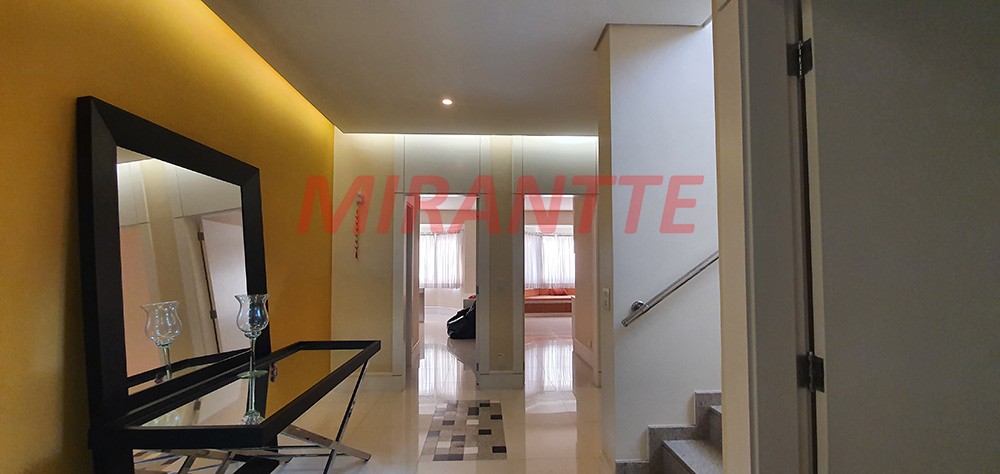 Sobrado de 545m² com 4 quartos em Jardim São Bento