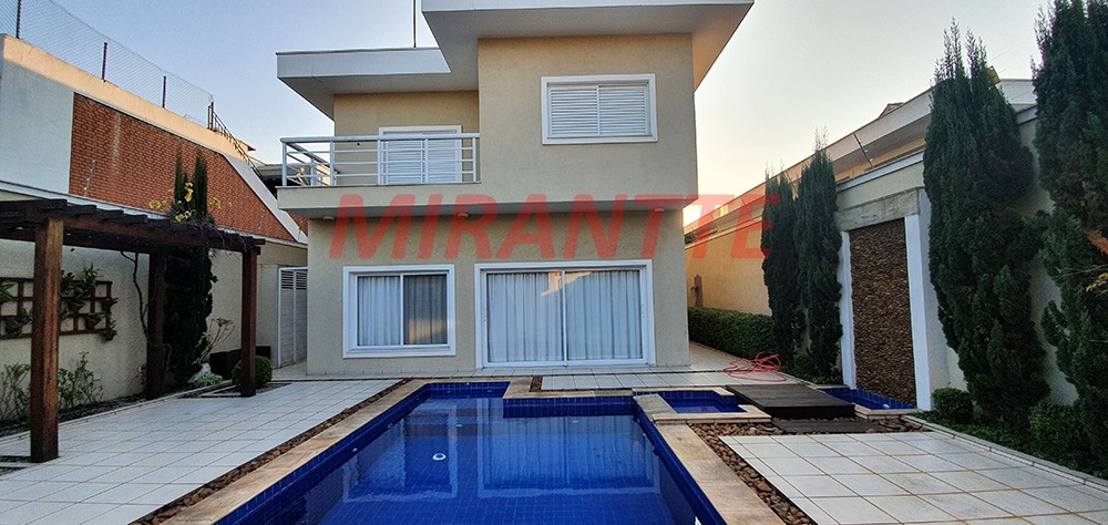 Sobrado de 545m² com 4 quartos em Jardim São Bento