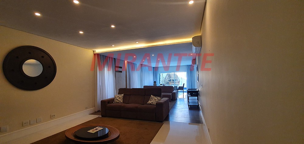 Sobrado de 545m² com 4 quartos em Jardim São Bento