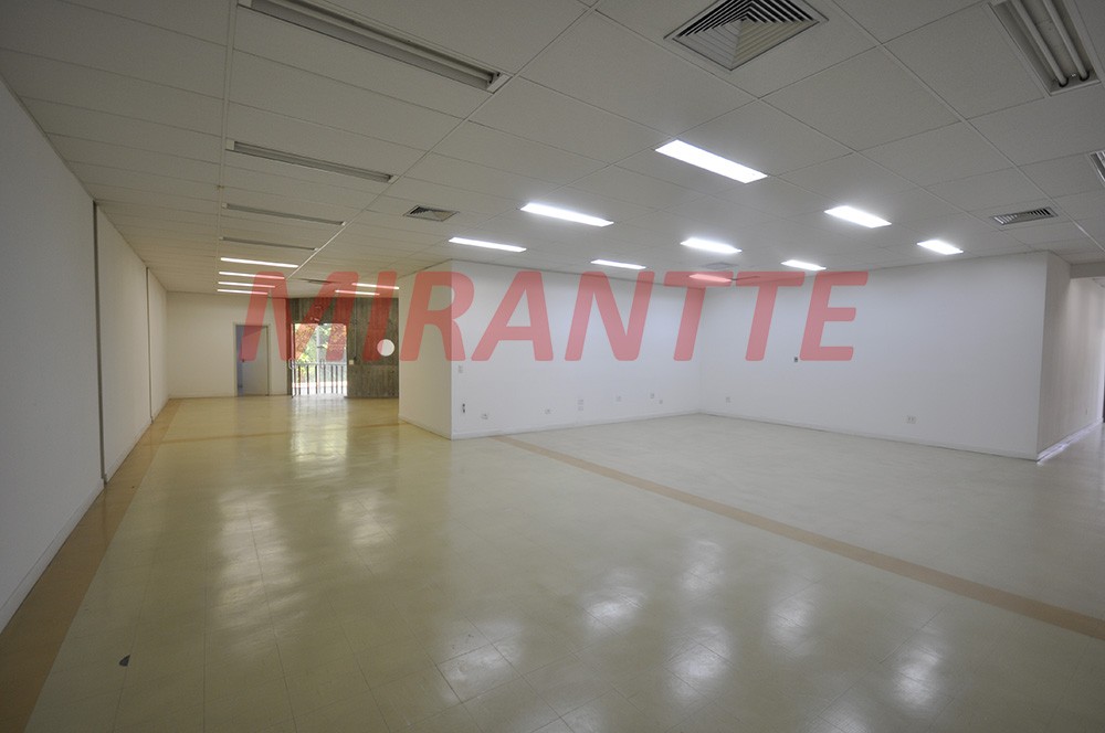 Comercial de 1970m² em Lapa