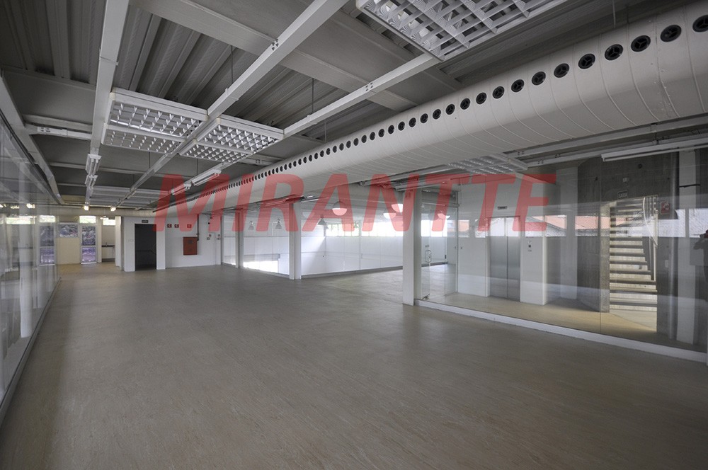 Comercial de 1970m² em Lapa