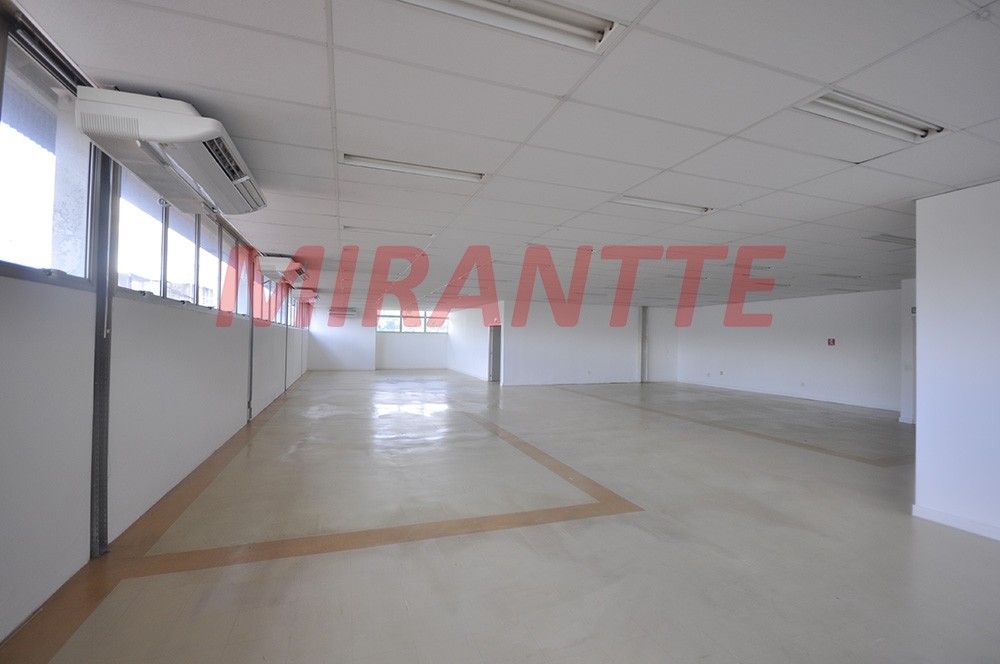 Comercial de 1970m² em Lapa
