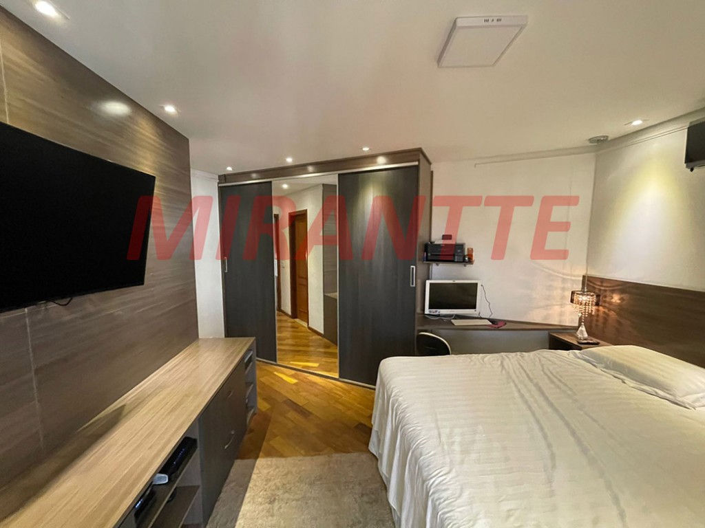 Sobrado de 300m² com 3 quartos em Tremembe