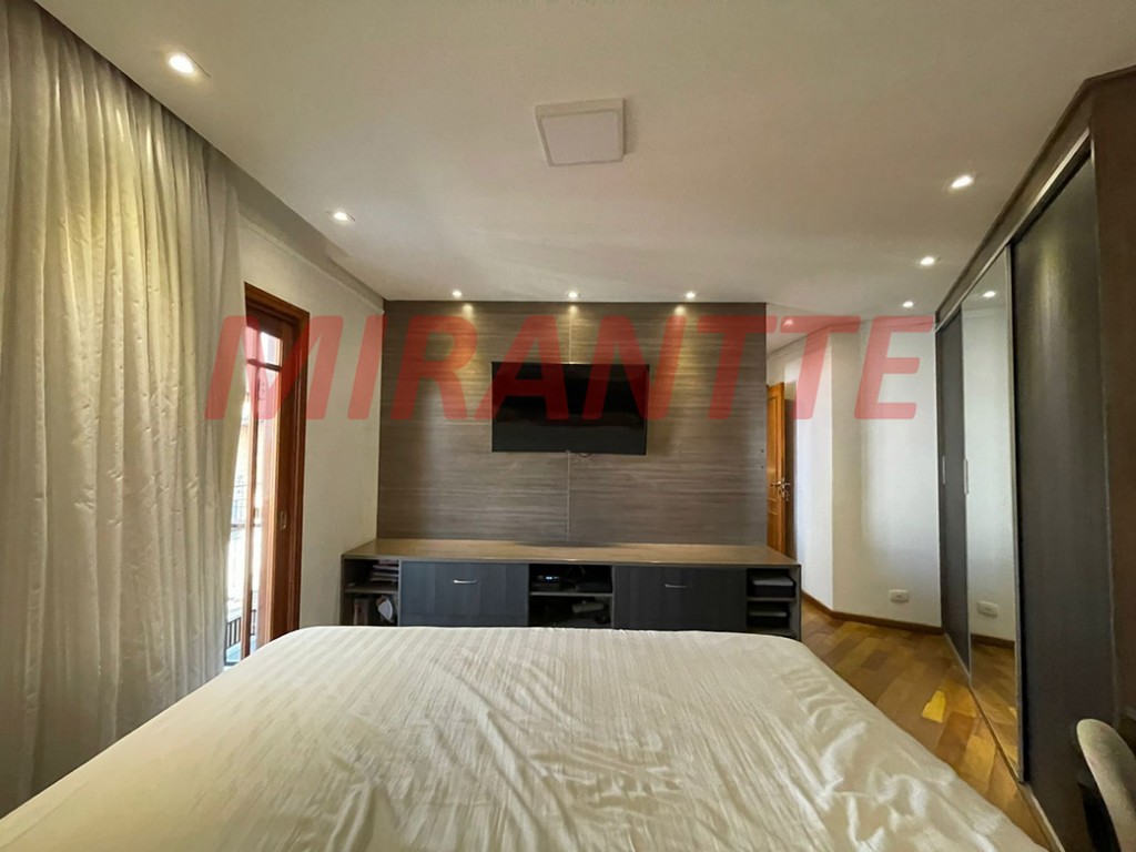 Sobrado de 300m² com 3 quartos em Tremembe