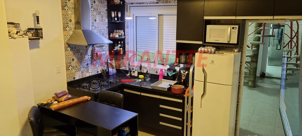 Sobrado de 250m² com 4 quartos em Vila Maria