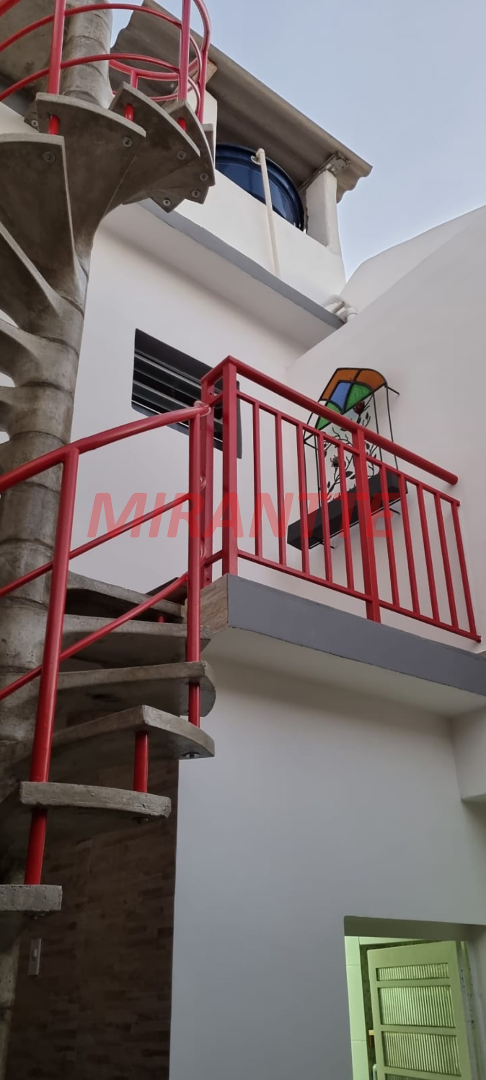 Sobrado de 250m² com 4 quartos em Vila Maria