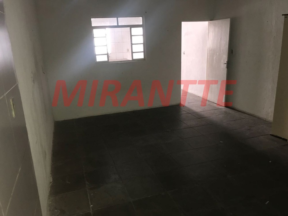 Comercial de 850m² em Jardim Peri
