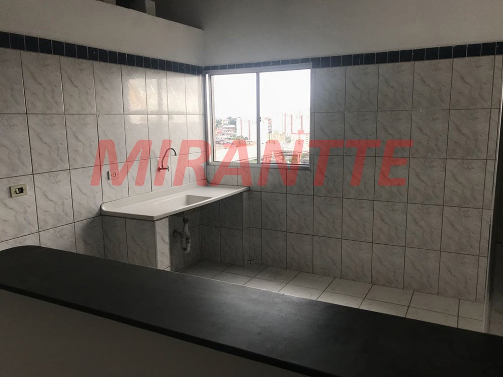 Comercial de 850m² em Jardim Peri