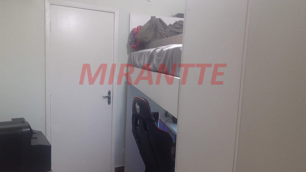 Apartamento com 3 quartos em Santana